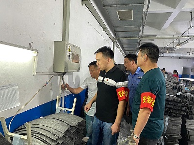 安徽星星集團(tuán)黨委、工會(huì)聯(lián)合開展用電安全專項(xiàng)大檢查